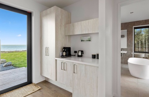 Hapuku Cabin | Glenburn Coastal Retreat