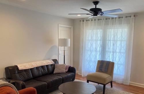 Crowley House | Glendale Red Stone