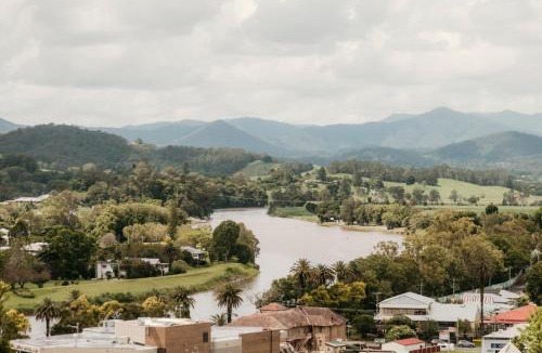 Murwillumbah House | Glenelg Upstairs Residence