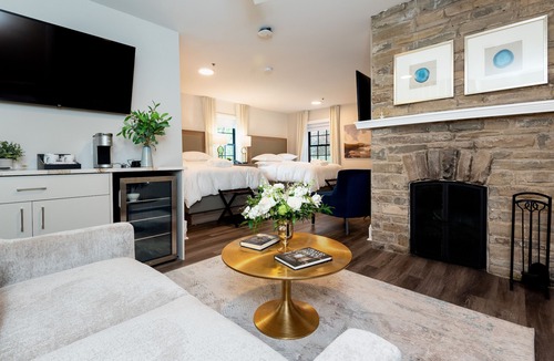 Erin Mills Hotel | Glenerin Inn & Spa