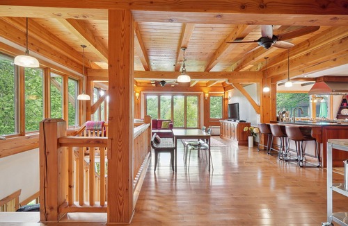 Gore Ski Chalet | Glenhaven - stunning waterfront home with hot tub, steam room, infrared sauna!