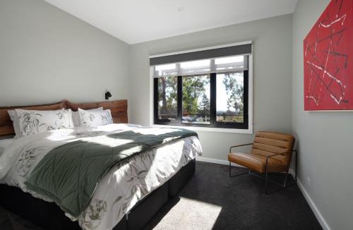 Glenlyon House | Glenlyon Church