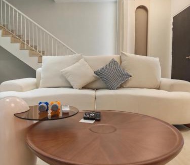 Ulu Tiram House | Glenmarie Austin Cluster