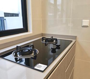 Ulu Tiram House | Glenmarie Austin Cluster