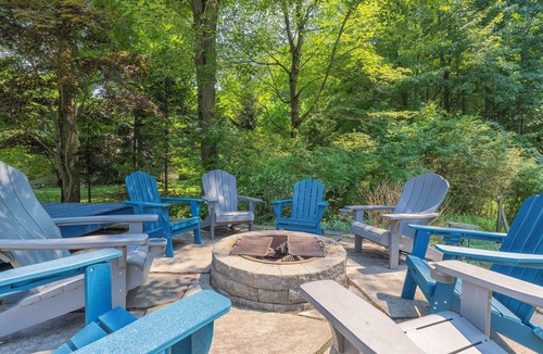 Fennville House | Glennwood Cottage! Coastal woodsy charm with association beach access