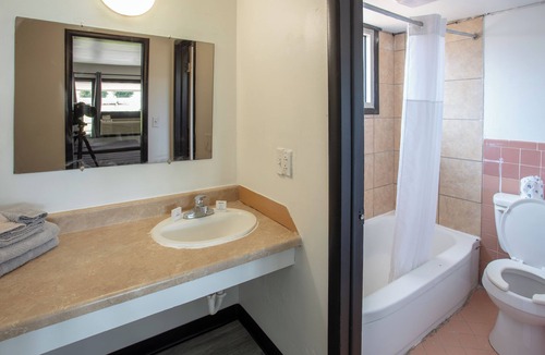 Springfield Hotel | Glenstone place extended stay motel