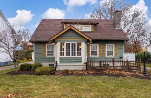 Erie House | Glenwood Cottage