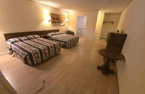 Delaware Water Gap Hotel | Glenwood Inn - Stroudsburg