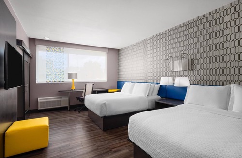 Enid Hotel | GLō Best Western Enid OK Downtown/Convention Center Hotel
