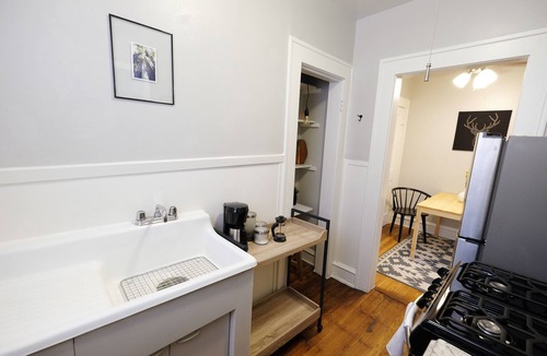 Lower Greenville Apartment | Global Cup Boho Studio + City Retreat