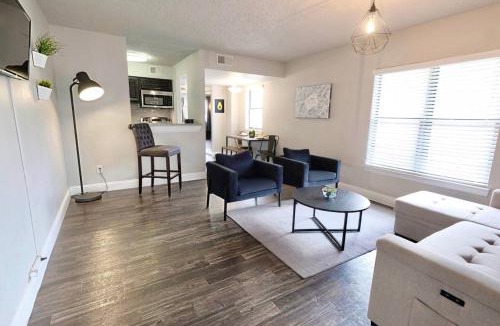 North Dallas Apartment | Global Cup Dallas Urban Comfort and Arboretum Tickets