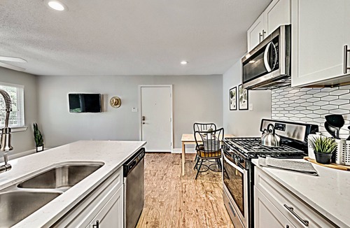 Old East Dallas Apartment | Global Cup Lovely Dallas Flat Near Downtown