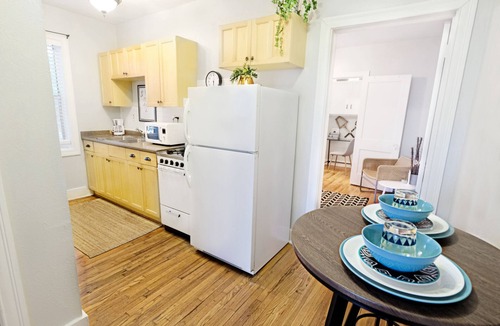 Lower Greenville Apartment | Global Cup The Explorer's Hearth M-Streets