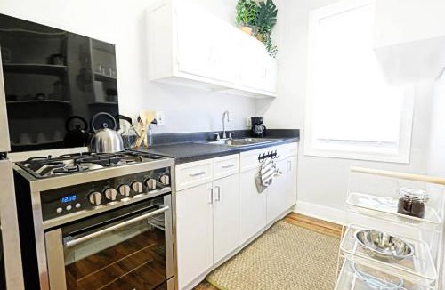 Lower Greenville Apartment | Global Cup Trendy Flat, Lower-Greenville Ave Area