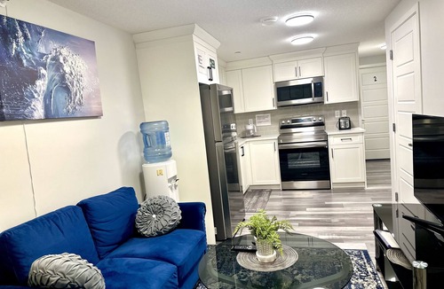 Calgary House | Global Family Canada