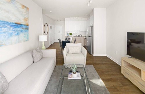 Reston Apartment | Global Luxury Suites at Reston