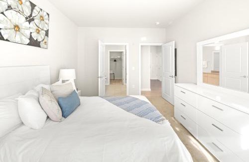 Reston Apartment | Global Luxury Suites at Reston