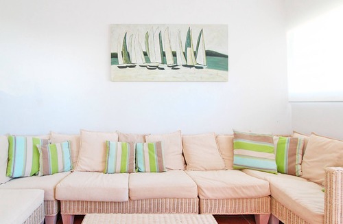 Playa de Almarda House | Global Properties: Townhouse with sea views on Corinto beach