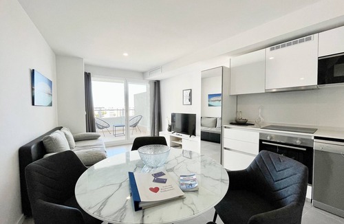 Canet de Berenguer Apartment | Global Vacacional: Apartment for 5 people with terrace