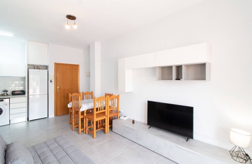 Canet de Berenguer Apartment | Global Vacacional: Apartment with large terrace on Canet beach