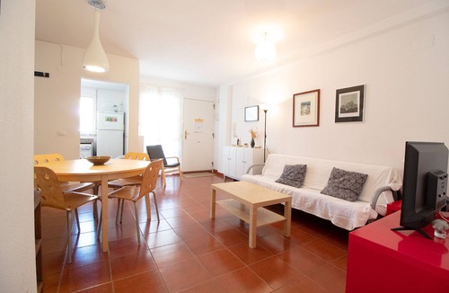 Playa de Almarda Apartment | Global Vacacional: Apartment with pool in Corinto beach