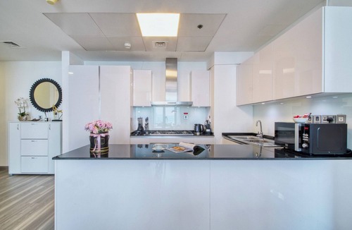 Palm Jumeirah Apartment | GLOBALSTAY. Azizi Royal Bay Apartments