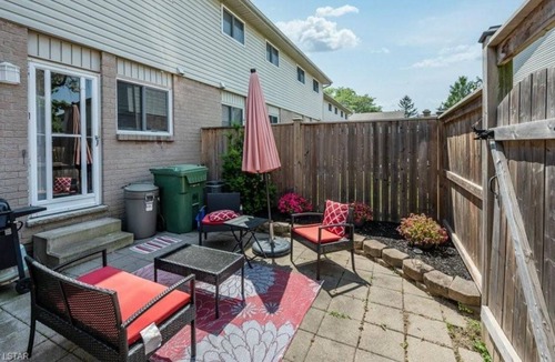 White Oaks House | GLOBALSTAY Elegant 3-Bedroom Townhouse in London For Family