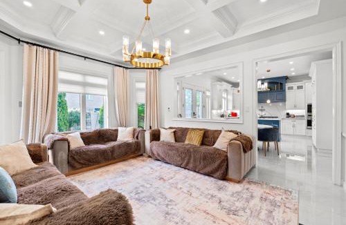 Vaughan Villa | GlobalStay Luxury 4 Bedroom House Wonderland Vaughan