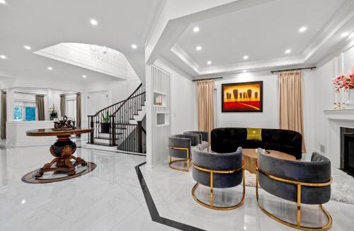 Vaughan Villa | GlobalStay Luxury 4 Bedroom House Wonderland Vaughan