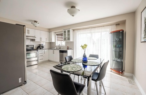 Sharon House | GLOBALSTAY Modern 3BR house in Newmarket