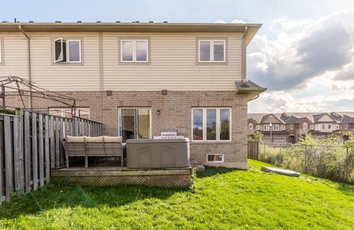 Stoney Creek Villa | GLOBALSTAY Unique 3BR 2.5BA Townhome.HOT TUB, SAUNA,GYM,BBQ