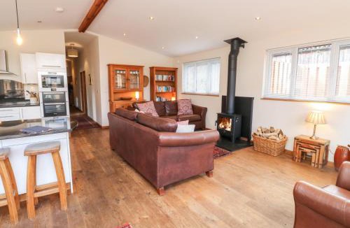 Newton Abbot House | Gloccamaura