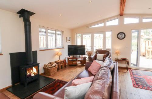 Newton Abbot House | Gloccamaura