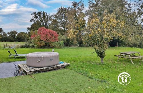 Andouille House | Gloria