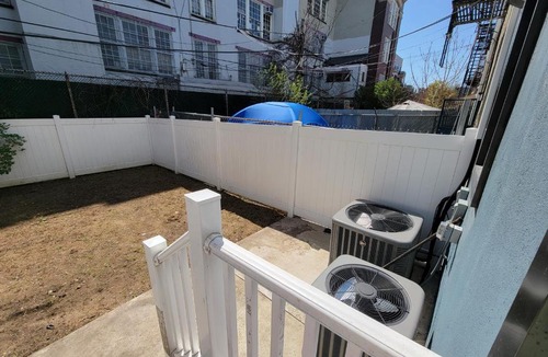 Ocean Hill House | Glorious 5 bedroom in Brooklyn NY