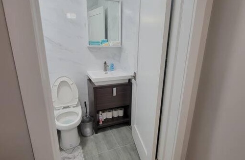 Ocean Hill House | Glorious 5 bedroom in Brooklyn NY