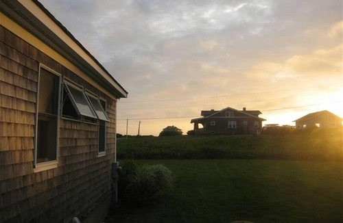Little Compton House | Glorious Oceanfront Retreat
