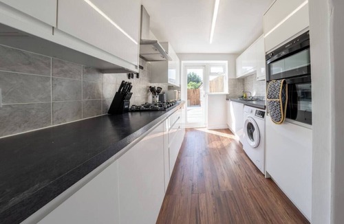 Great Baddow House | Gloucester Avenue, Chelmsford