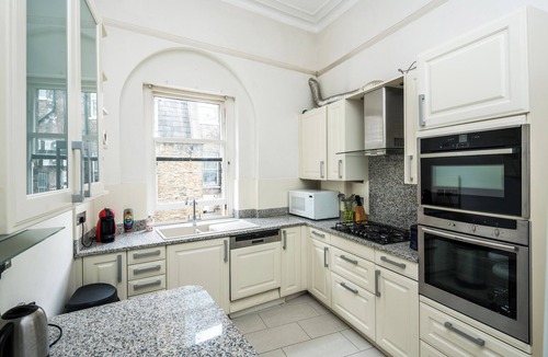 Courtfield Apartment | Gloucester Gateway Residences