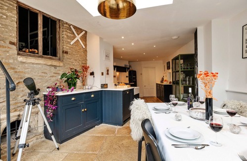 Lechlade House | Gloucestershire House