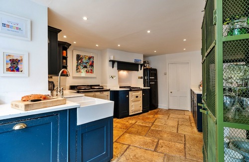 Lechlade House | Gloucestershire House