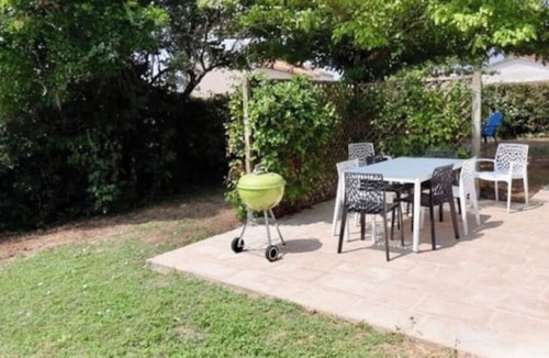 Nalliers House | Glycine, gîte sleeps 7