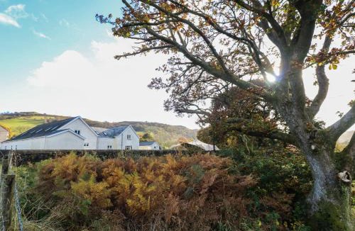 Dol-y-Gaer House | Glyntawe Outdoor Centre