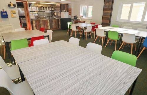 Dol-y-Gaer Cottage | Glyntawe Outdoor Centre