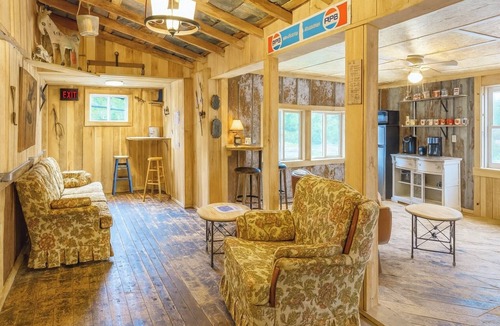 Tracy City Hostel | Goat Pen Hostel - Overlook