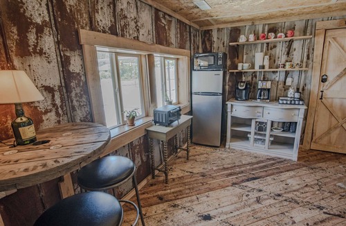 Tracy City Hostel | Goat Pen Hostel - Overlook