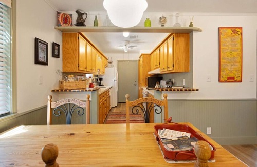 San Marcos Cabin | Goat-Tastic Retreat: Tub, Fire Pit, Porch & Pool
