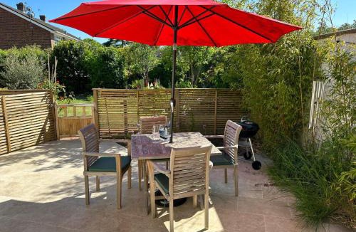 Findon House | Goatchers Cottage & Goatchers Studio