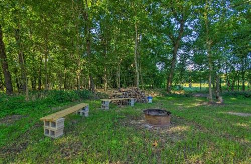 Florence House | Goats On-Site! Unique Creekside Escape in Ozarks
