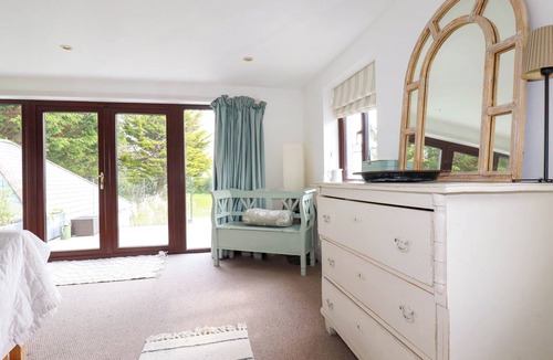 Trebetherick Cottage | GOATSLAND, pet friendly, luxury holiday cottage in Trebetherick